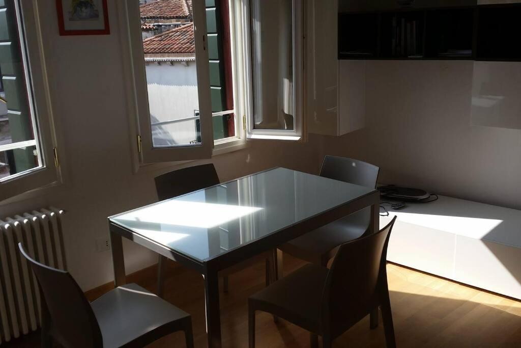 Monolocale Vicino San Marco Appartement Venetië